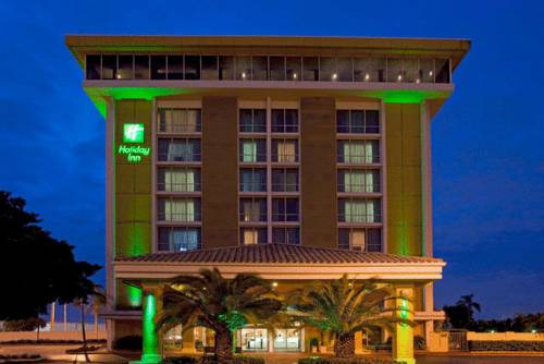 Click here to reserve at Holiday Inn Miami International Airport Photo of the Holiday Inn Miami International Airport building